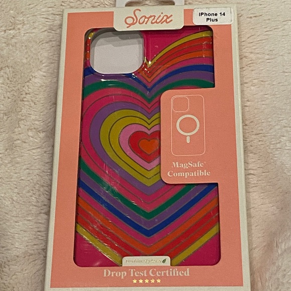 Sonix Rainbow Hearts Protective Case for Apple iPhone 14 Plus with MagSafe NWT - Picture 2 of 5
